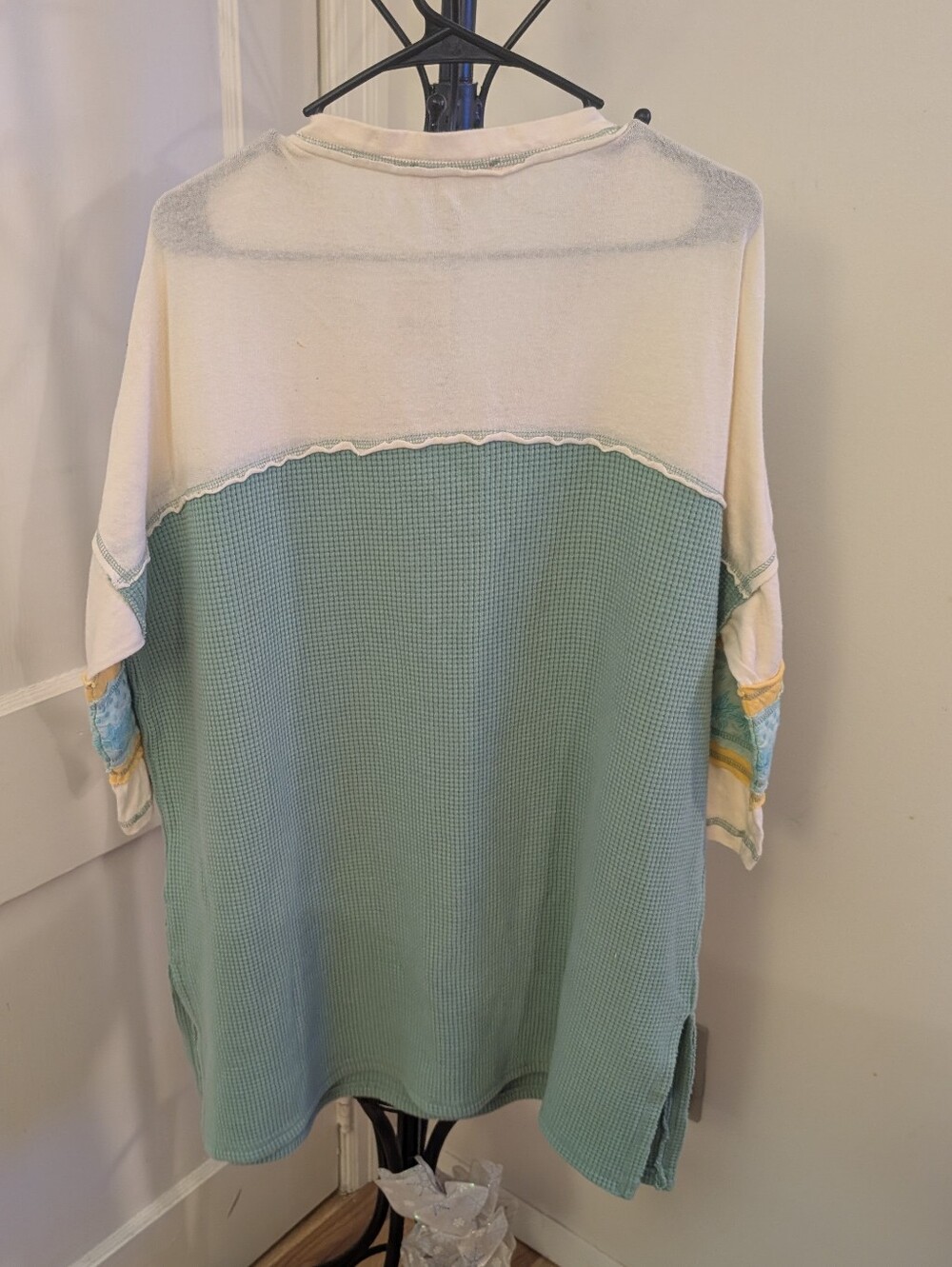 Free People Cream & Mint Green Waffle Knit Top Size Small - Picture 2 of 3